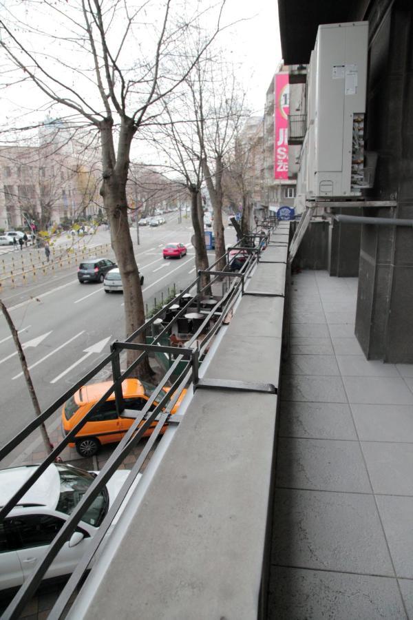 Hostel Karavan Inn Belgrade Exterior photo